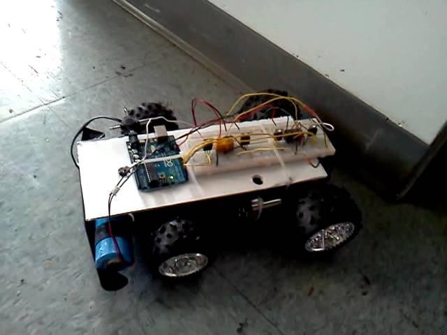 Hacked RC Car - Arduino