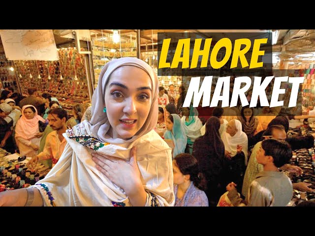 WE WENT TO PAKISTAN'S BUSIEST MARKET! LAHORE ANARKALI SHOPPING | LIBERTY MARKET OLD LAHORE