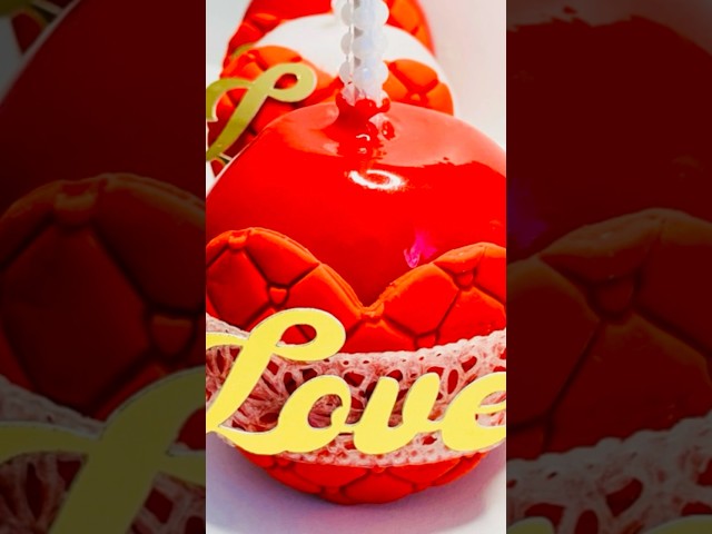 Valentine's Day Candy Apples - Love Candy Apples