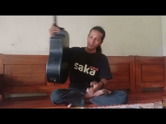 Sp3.keris naga identik dengan gitar eletronik