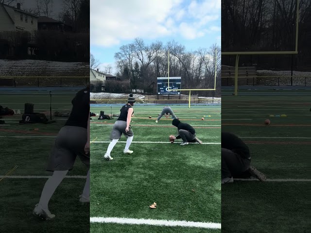 Field goal showdown in sub-freezing temps. #nodowntime  #kickers #d1football #varsityfootball