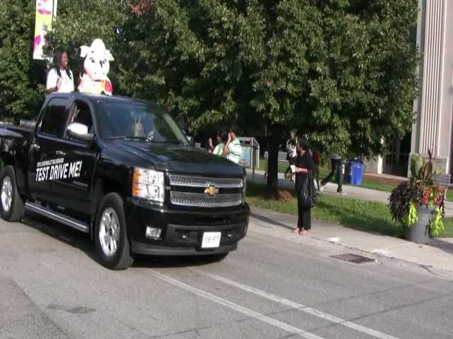 2012 CNE Mardi Gras Parade