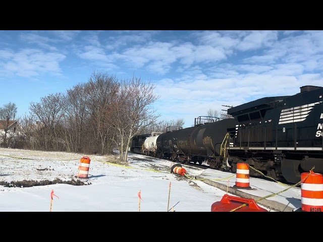 L46 Departs Waterworks in Marion,IN with NS 4123 Leading 3 tanks cars filmed January 8th 2025