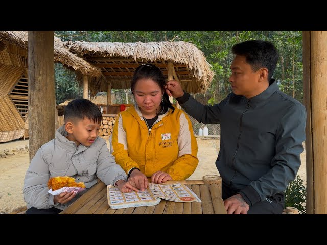 Policeman Hung and his son started helping Hoai Ca learn to read and write to gain more knowledge