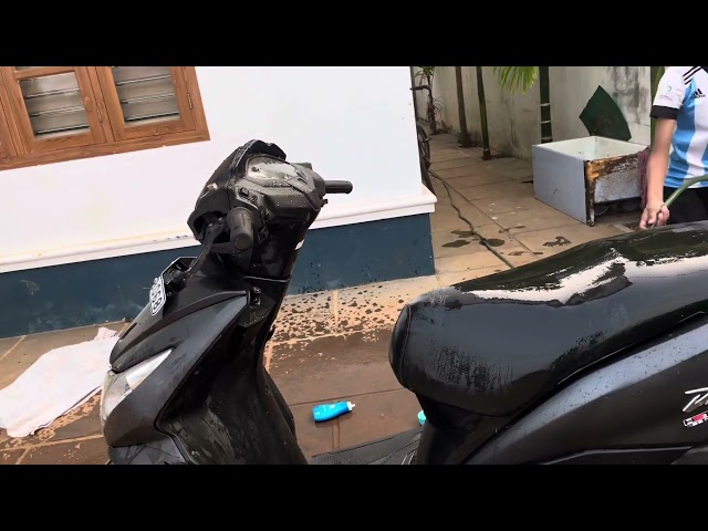 Scoter washing