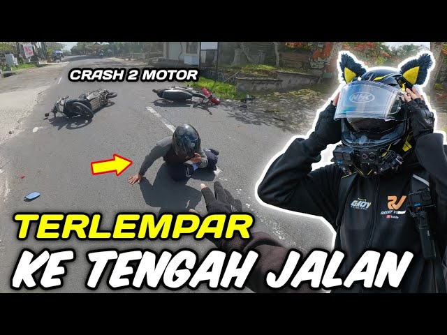 MENOLONG 2 MOTOR YANG BERTABRAKAN DI JALAN