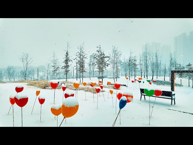 4K Winter Wonderland in Korea ☃️ | A Frozen-Like Hanam Misa Park, A Peaceful Walk in the Snow ❄️