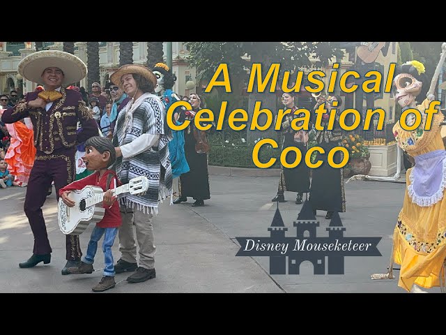 A Musical Celebration of Coco at Plaza de la Familia at Disney California Adventure - Full Show