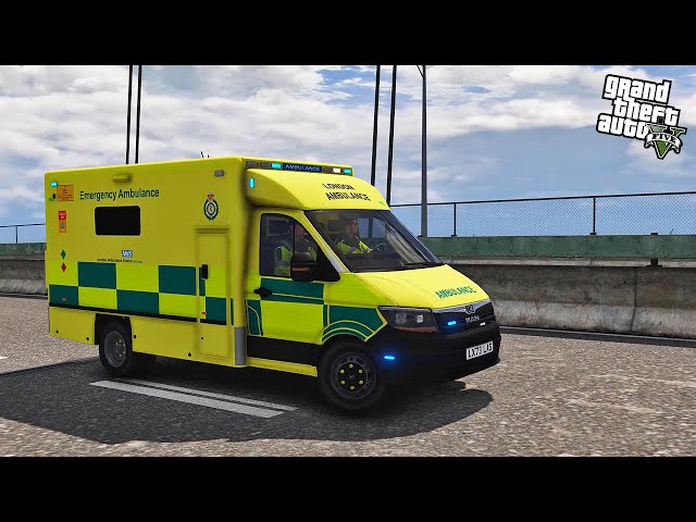 IT'S A MEDICAL EMERGENCY! | GTA 5 London Ambulance Mod (LSPDFR)