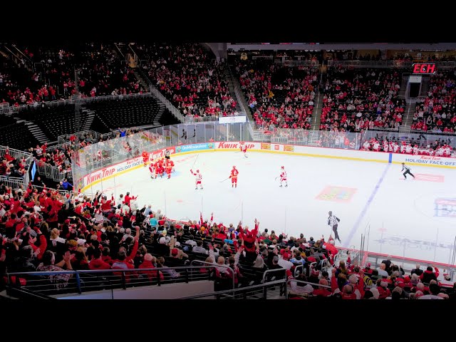 Kohl Center Tour & 2024 Kwik Trip Holiday Face-Off | Wisconsin Hockey