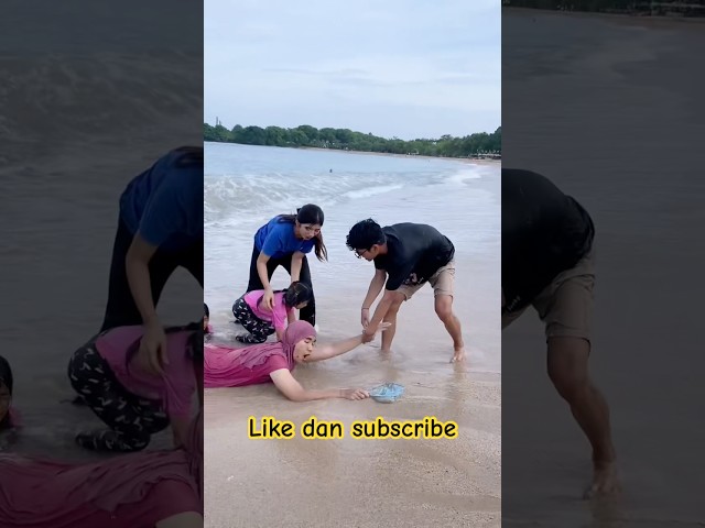 MAMI TOLONGIN MAK JENG YG TENGGELAM DI PANTAI😱😱 #viralvideo #viralshort