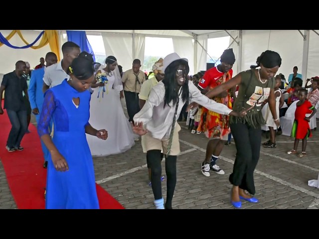 BEST MURAMBINDA WEDDING DANCE EVER