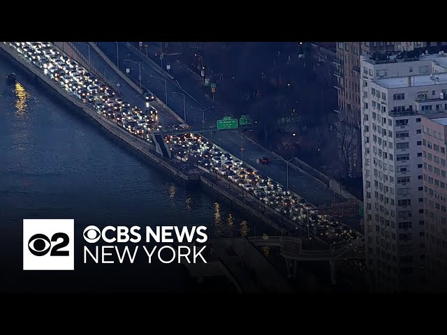 Deadly crash on FDR Drive causing major delays in Manhattan