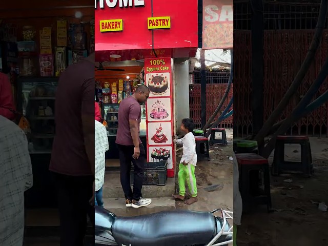 🥺Do Din Se Kuch Nahi Khaya tha Bacche Ne💔 | Food For Poor Hungry Children #shorts #poorchildren