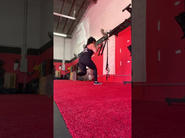 Hit Your Booty from all Angles and Torch Your Quads with TRX Squat to Curtsy Lunge 🍑🔥