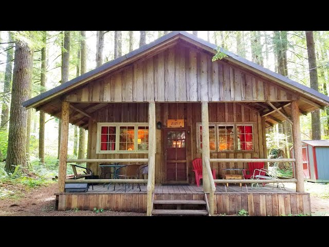 Rustic Beautiful Judy's Vintage Mt. Hood Cabin House | Lovely Tiny House