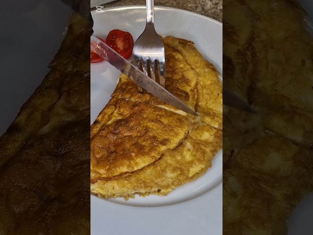 Cheese Omelette.  Easy & Delicious Breakfast.