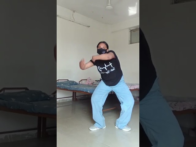 Dhak Dhak #trending #dance #shorts #dance cover #trending shorts #youtube shorts