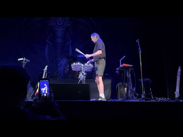 BEAT Belew/Vai/Levin/Carey | Waiting Man Intro (Danny) | Cincinnati, OH | 10.26.24