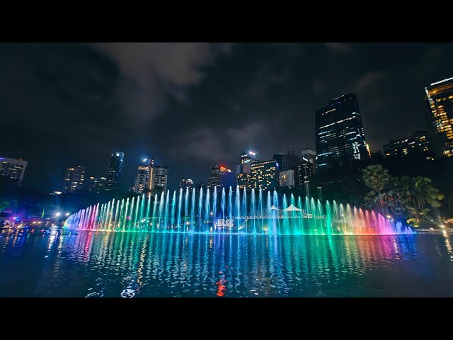 🇲🇾 SYMPHONY LAKE WATER LIGHT SHOW AT KLCC PARK SURIA MALL | KUALA LUMPUR CITY CENTER MALAYSIA TRAVEL