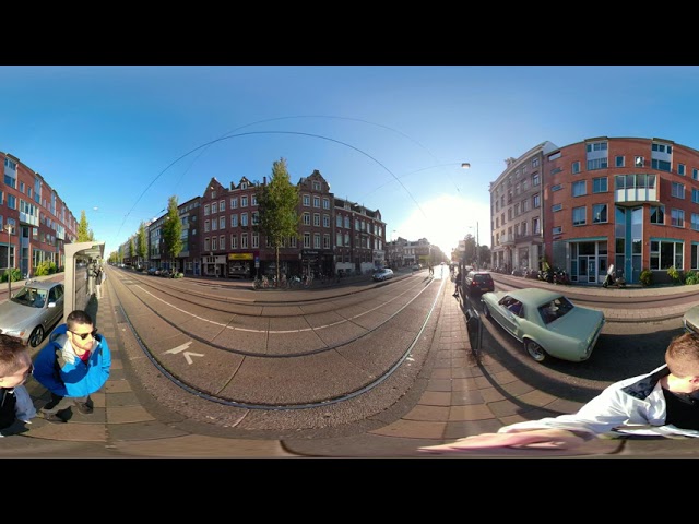 Eurotrip  2018 - Amsterdam - Waiting for the tram