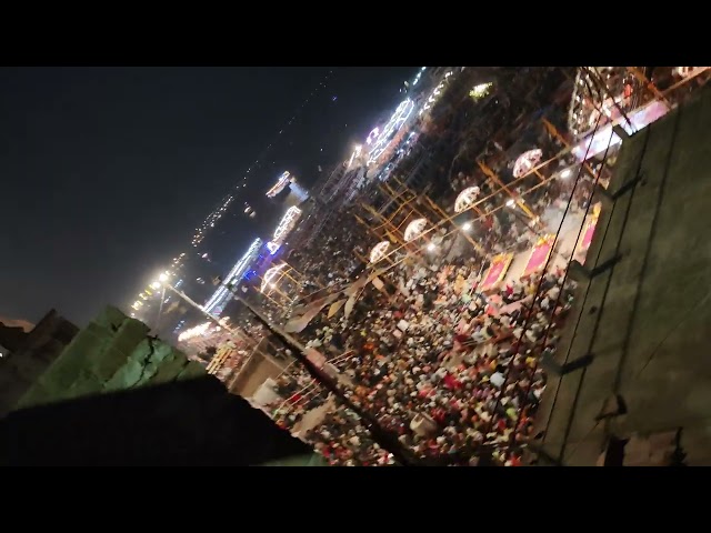 #ganga #gangaarti #ghatsofvaranasi #kashivishwanat #varanasi #vishwanathtemple #vlog #banaras