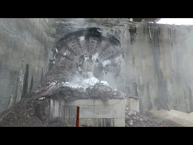 Tunnel boring machine Bella breakthrough