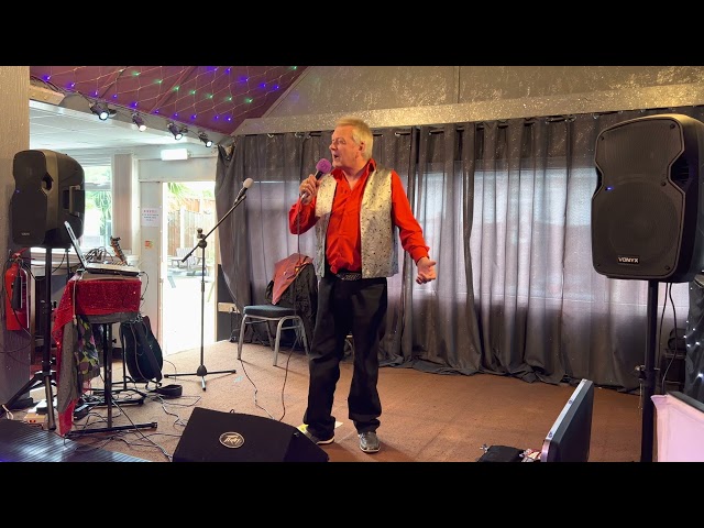 Roy Green Newcombe live at IOA, JAM at Sacketts Grove, Clacton.. 26/5/2022