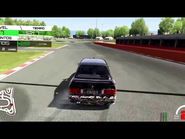 Assetto Corsa. Reventando ruedas haciendo drift