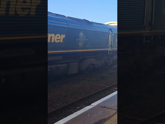 Freightliner 66957 leaving Taunton 31st January 2025 6Y60