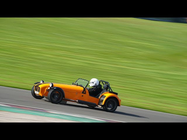 Donington Park Not-So-Hotlap | A 360° Caterham Passenger Experience