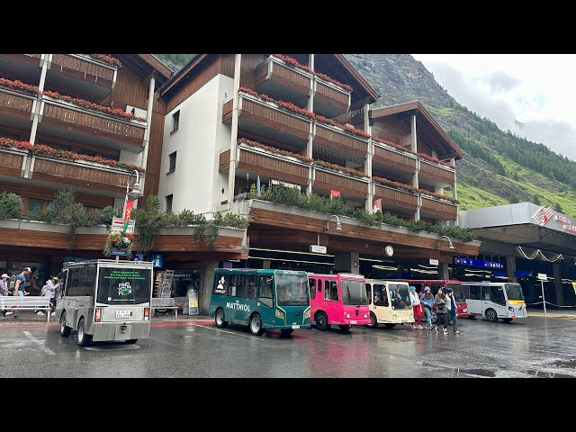 Waking around in Zermatt Switzerland 🇨🇭