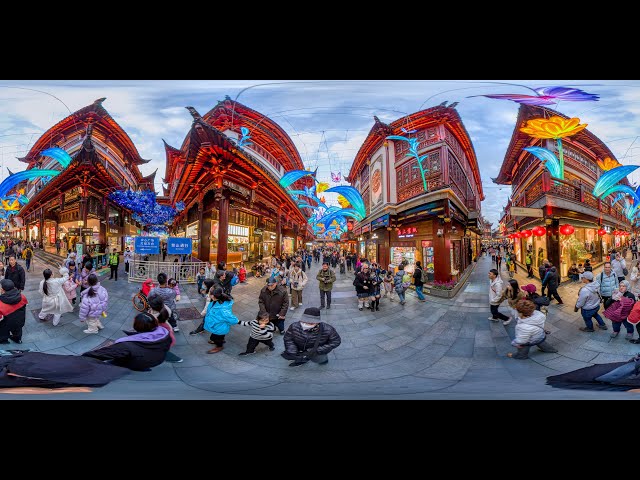 Yuyuan Bazaar or Market in the heart of Old City Shanghai in 360 8k part 2