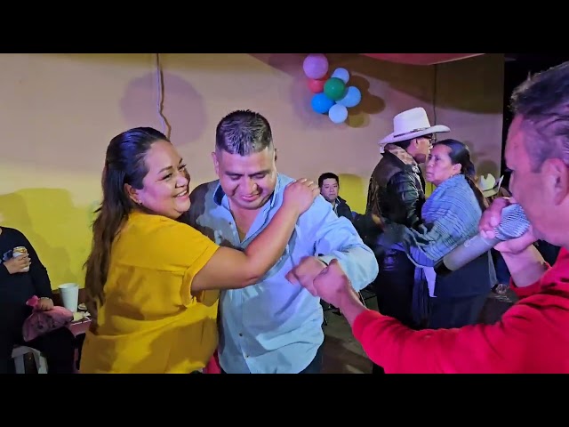 Los Angeles lloran en vivo cumpleaños de Araceli