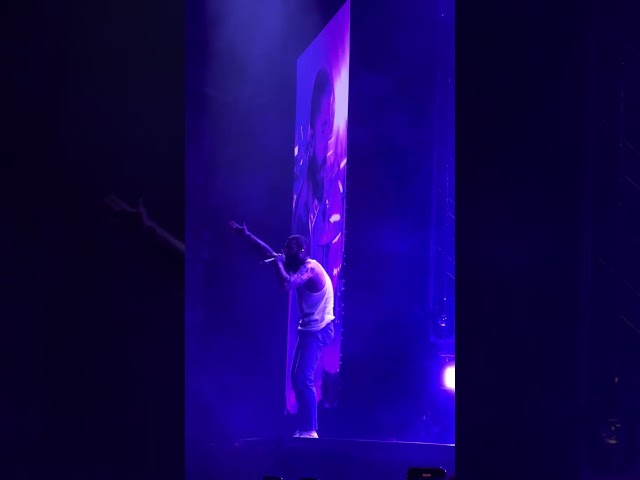 Post Malone - Wrapped Around Your Finger (If Y’all Weren’t Here I’d Be Crying Taipei Tour 23.09.20)