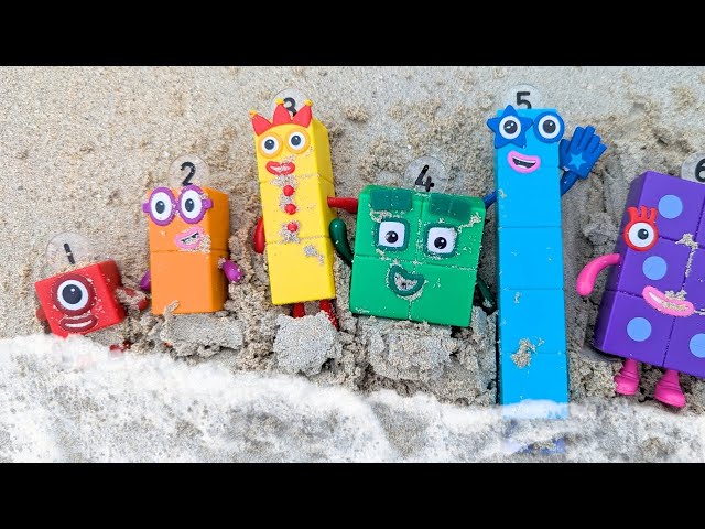 Numberblocks Buried on the Beach! Find and Arrange Numbers Left to Right | Learn with Toys