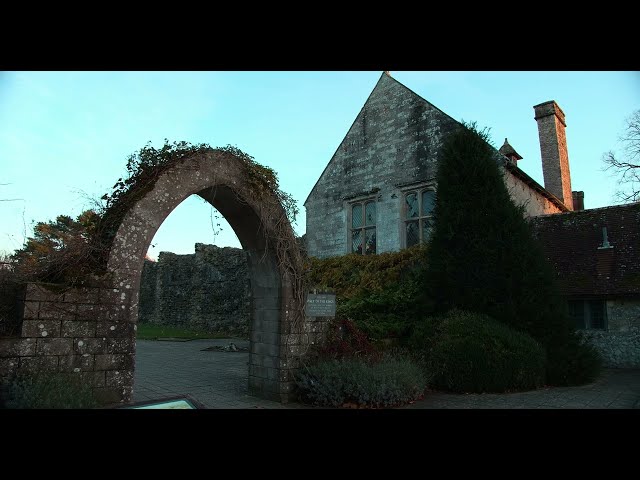 ATTRACTIONS | BEAULIEU ABBEY