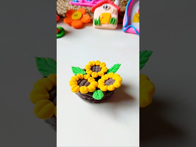 Clay Beautiful flower making tutorial. #diy #clayflowerart #clayflowers #clayartidea #shorts