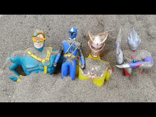 Mencari Harta Karun Mainan Ultraman Baru | Ultraman Zero | Ultraman Orb | Power Rangers Ninja Steel