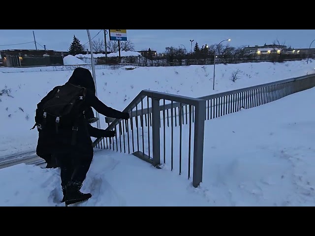 tormenta de nieve dejo cubierta  las calles de Canadá Québec #aventura #shorts viral