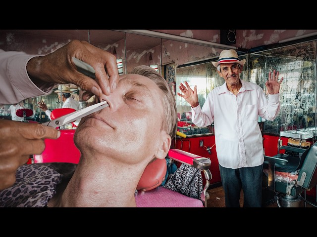 💈Authentic Old-School Mexican Barbershop | 81-Year-Old Barber’s Calming Shave & Talking! 🇲🇽