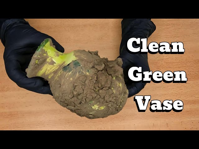 How to Clean a Small Green Vase: Easy & Effective Cleaning Tips