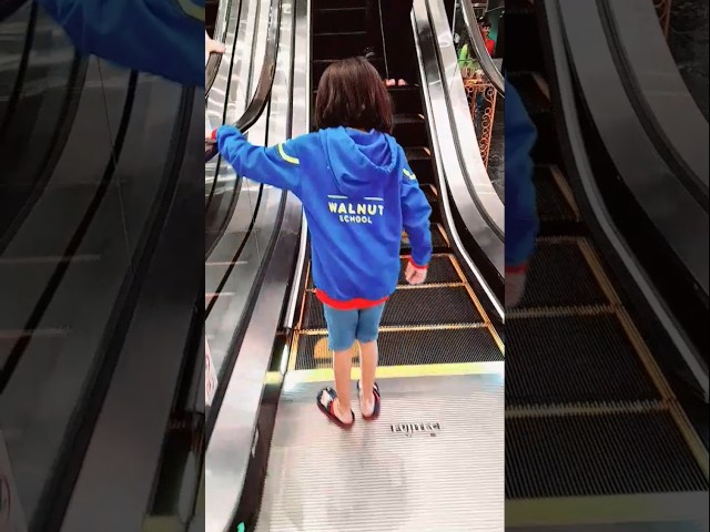 Fear Of Escalator 😨😨😨#escalator #funny #trending #shorts