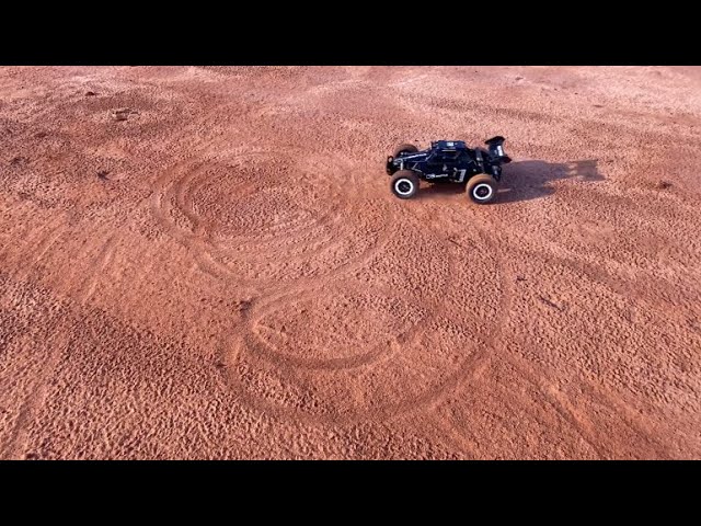 Fazendo drifit com um carro 4x4 mais potente que ja pilotei no controle!🕹