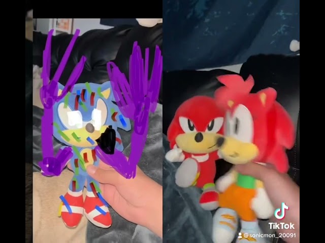 Sonic characters vs corrupted sonic characters￼