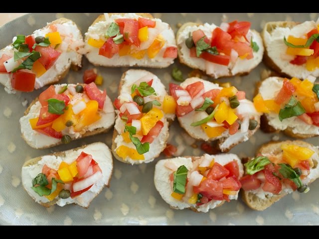 How to Make Garden Bruschetta