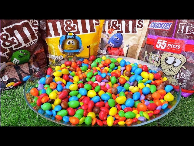 Huge Box M&Ms Chocolate Candy Unboxing from 2000 Year!