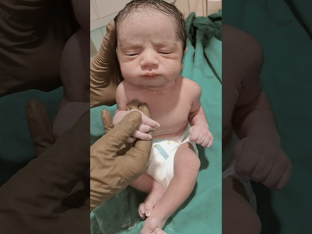 Little expert in the world #viralvideo #cutebaby #godblessyou #babygirl#baby birth