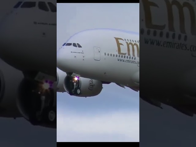 Qatar Airbus A380 VS Emirates Airbus A380 amazing landing #shorts #ytshorts #airbusa380