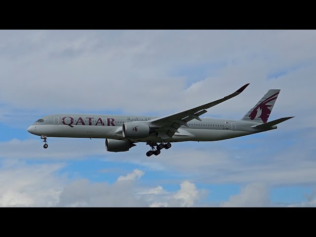 First Qatar flight to Hamburg from Doha including Water Salute | 4K